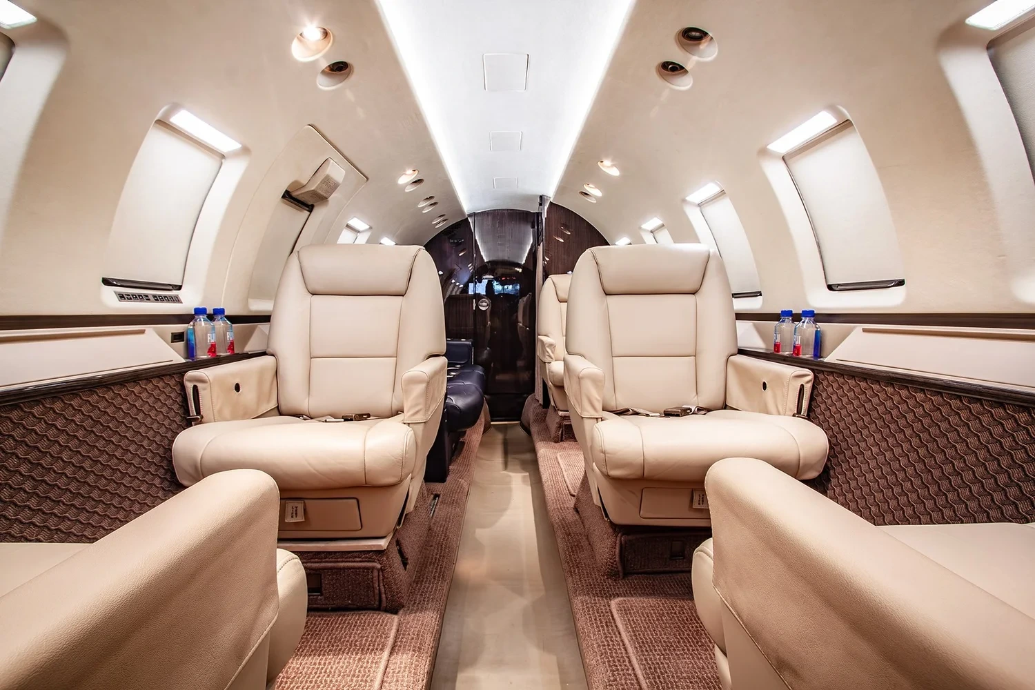 Hawker+800+Int+2