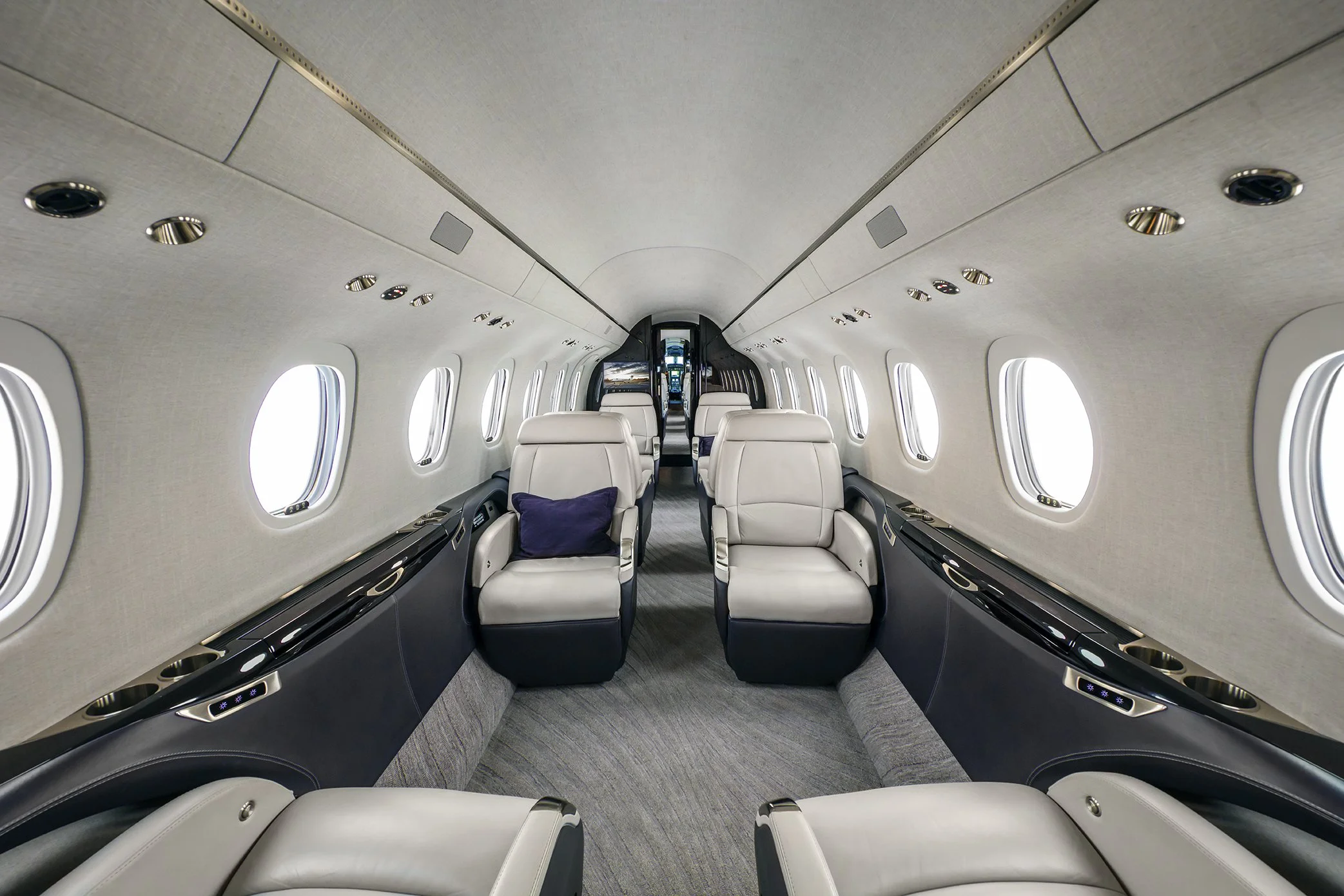 Super Interior