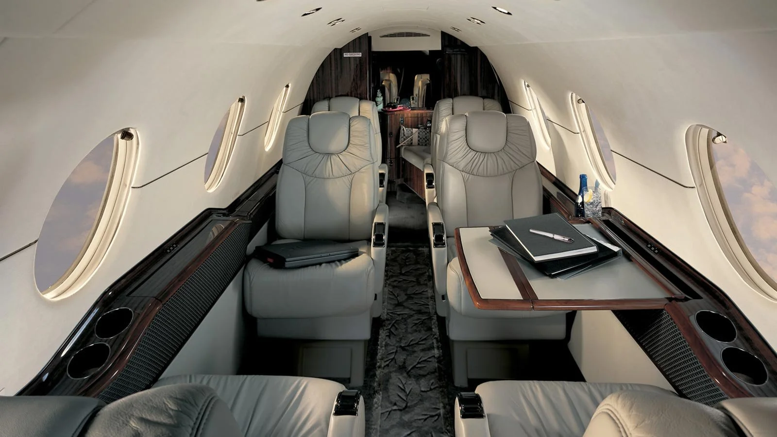 Light Jet Image