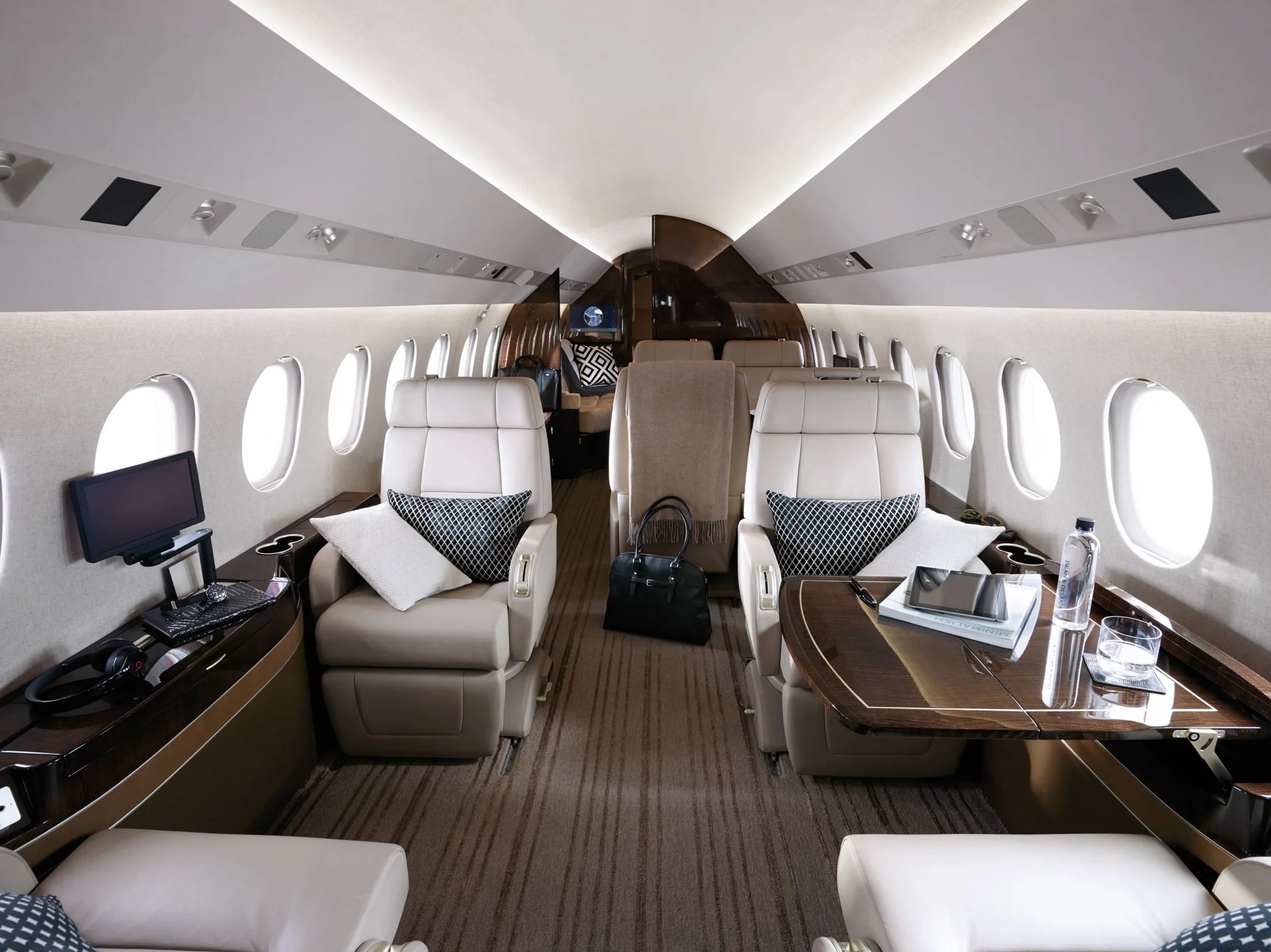 Interior Main
